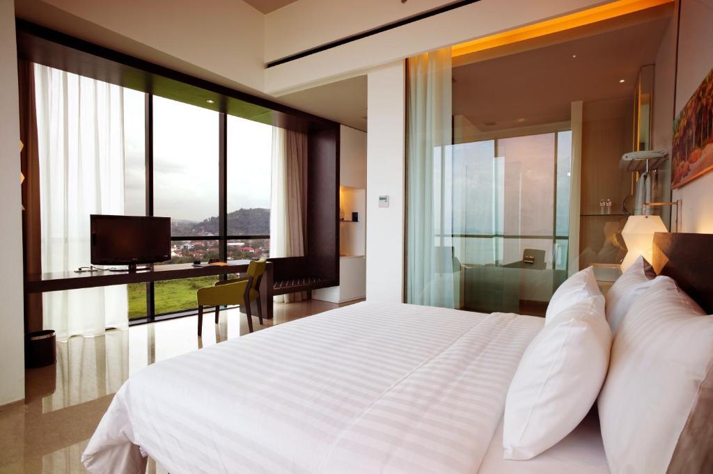Novotel Lampung Bandar Lampung Buitenkant foto