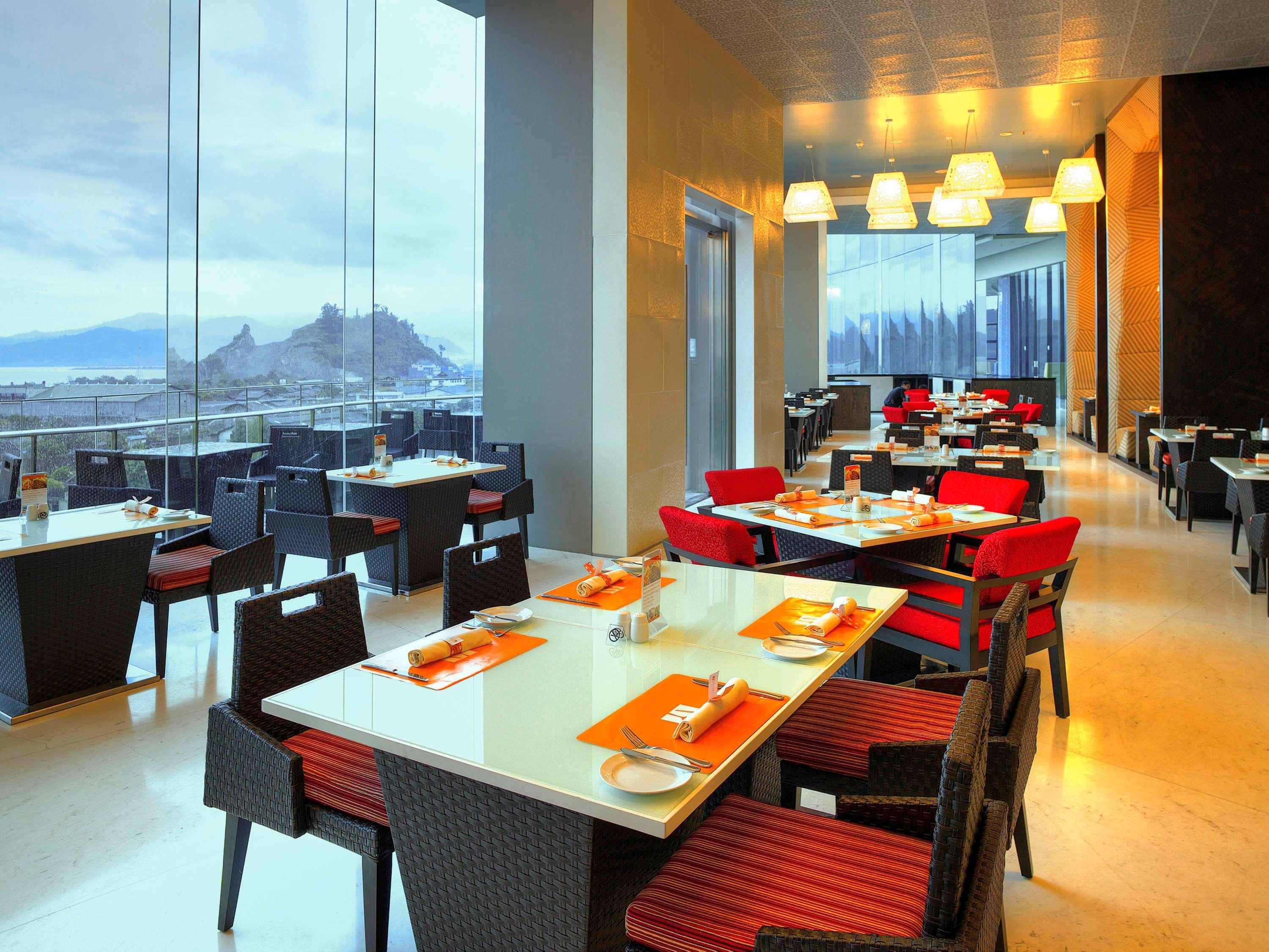 Novotel Lampung Bandar Lampung Buitenkant foto