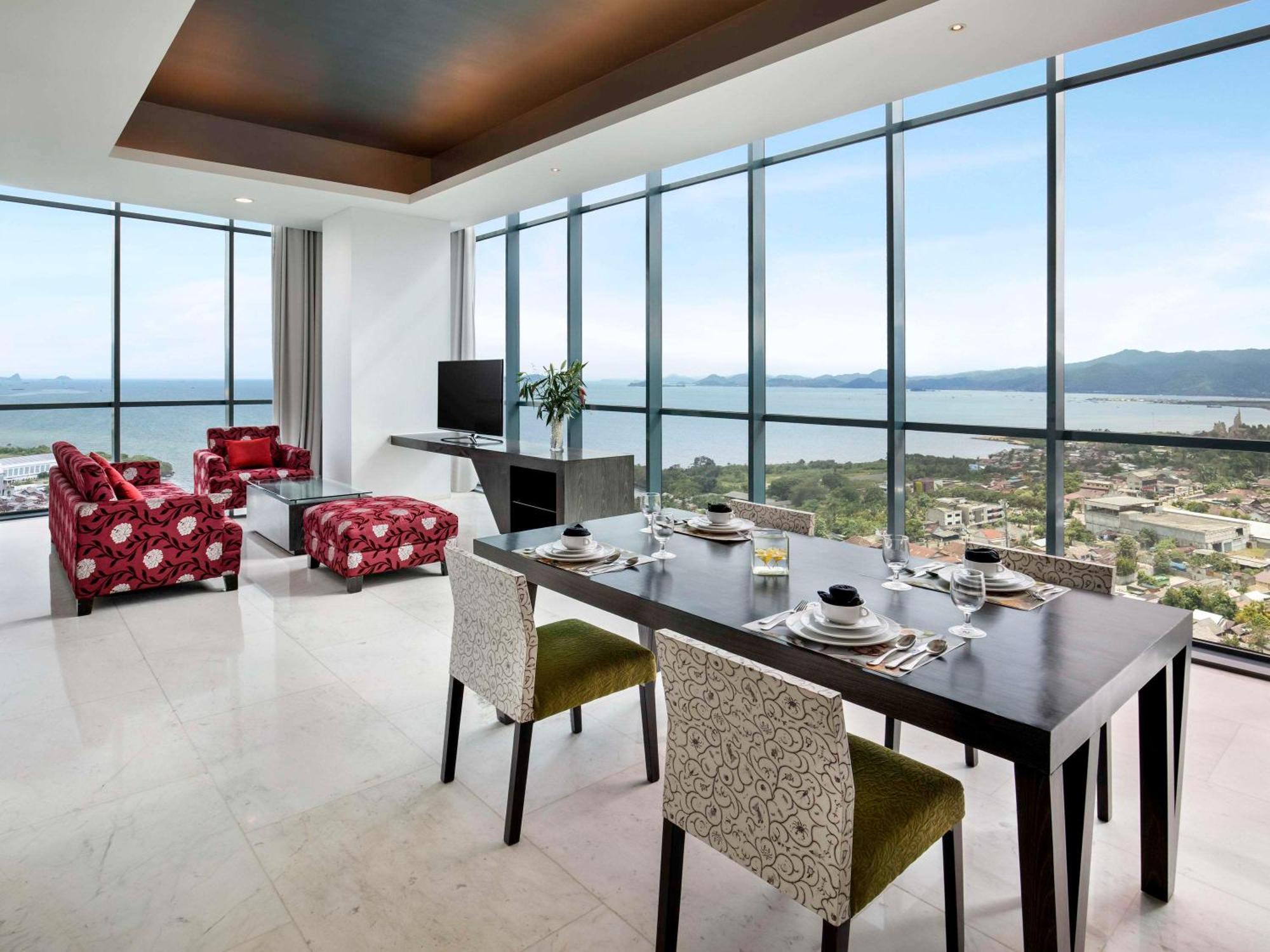 Novotel Lampung Bandar Lampung Buitenkant foto