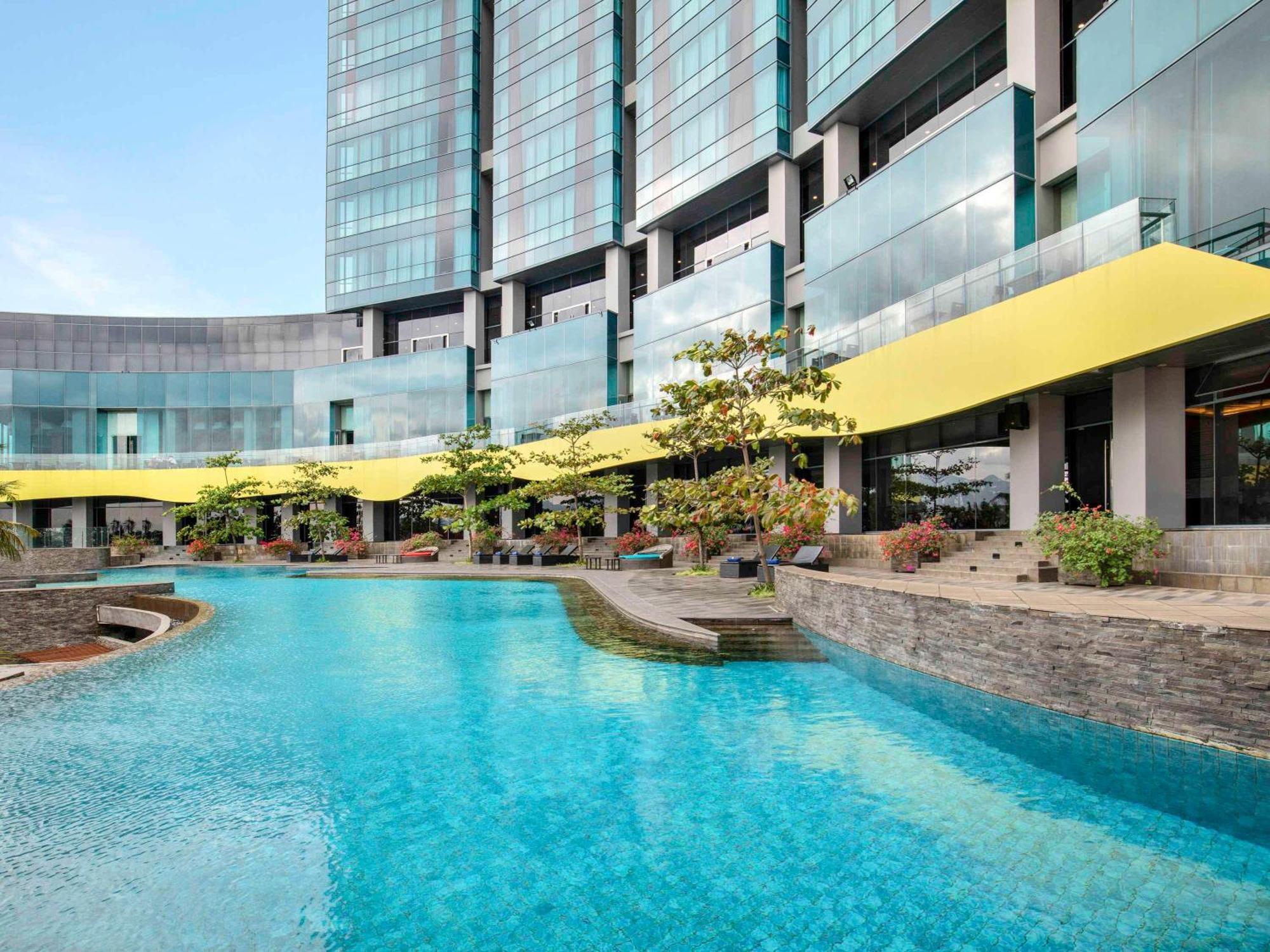 Novotel Lampung Bandar Lampung Buitenkant foto