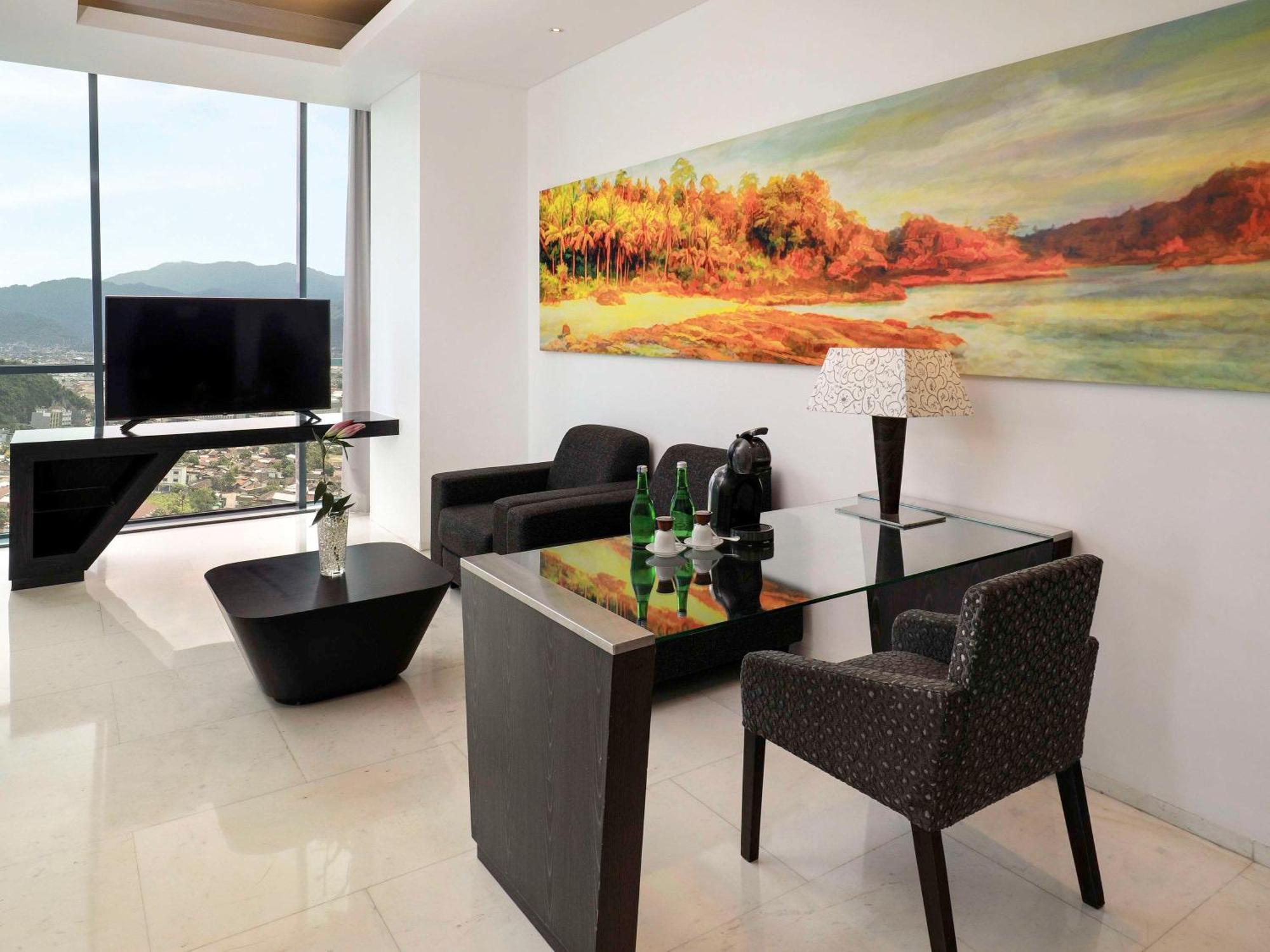 Novotel Lampung Bandar Lampung Buitenkant foto